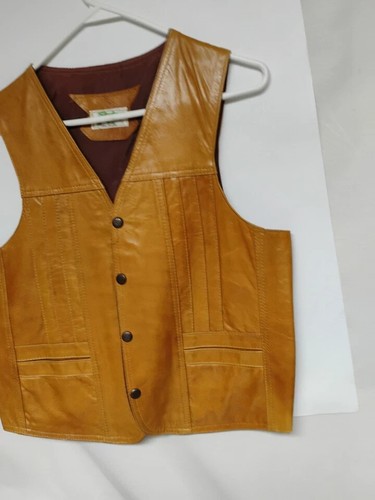 VTG 80s Handmade Mens M Genuine Leather Vest Waistcoat Biker Cowboy Western - Picture 2 of 7