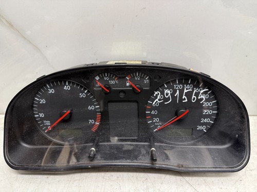 VW Passat 3B Tacho Kombiinstrument  3B0919881F  110008794/0006