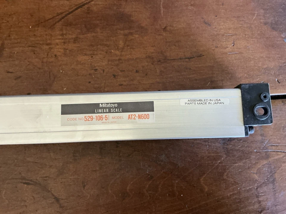 ESCALA LINEAL MITUTOYO AT2-N600 Foto 2 de 3