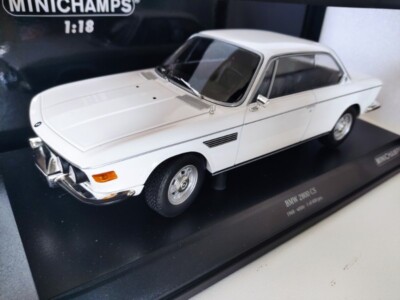BMW 2800 CS 1968 ホワイト 1/18 ミニチャンプス s-l400.jpg