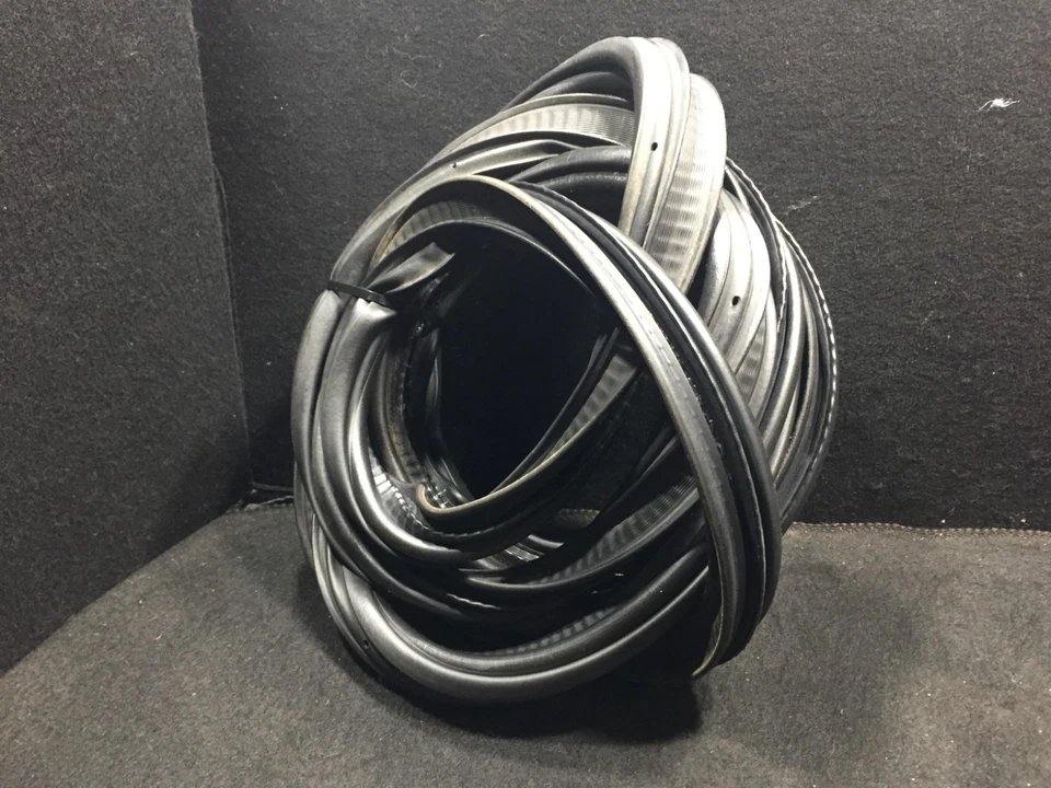 10 11 12 13 CHEVROLET EQUINOX MALETERO TRASERO WEATER SELLO AGITADOR OEM Foto 4 de 4