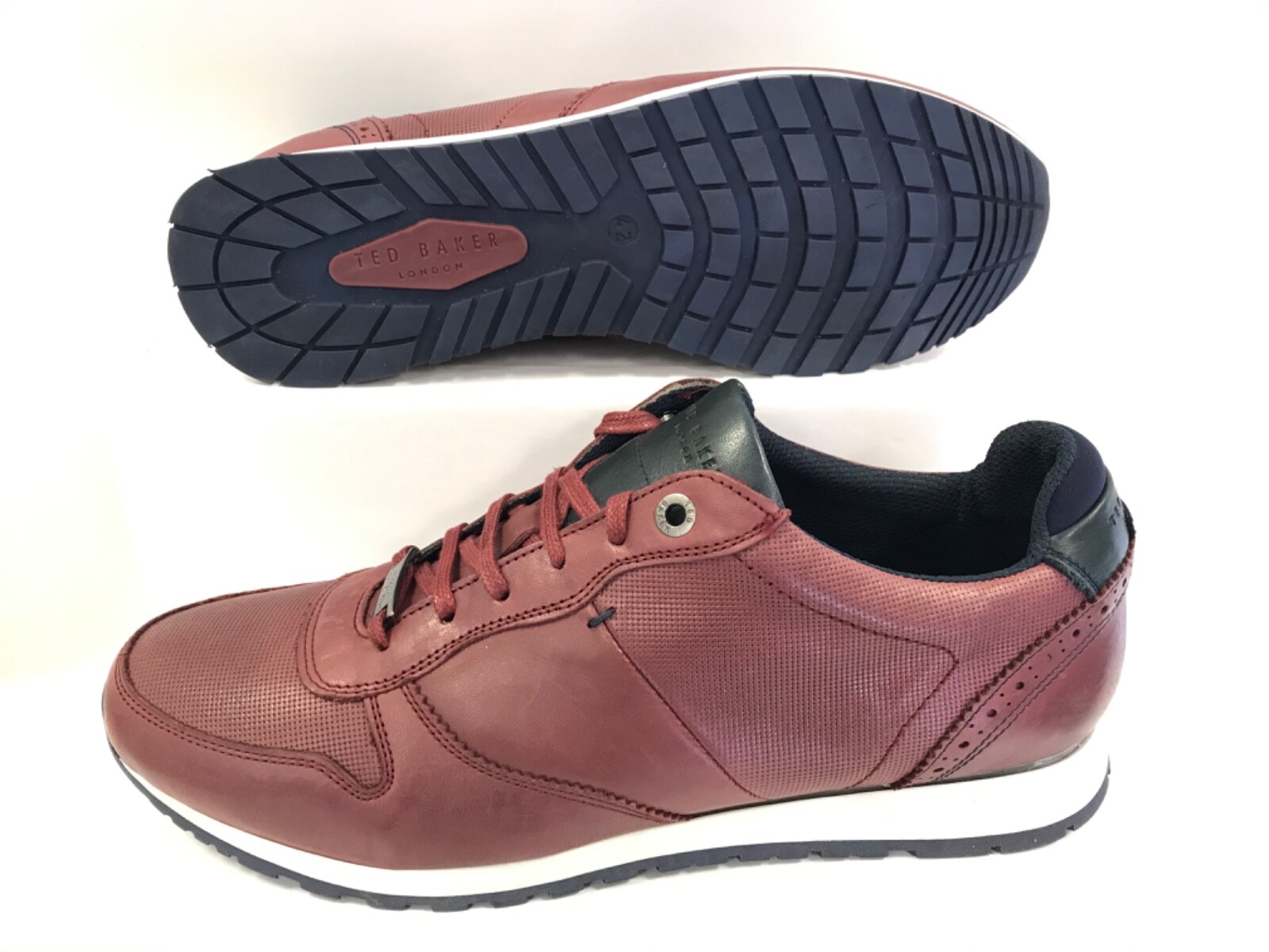 Trainers Sneakers Shoes UK 8 EU 42 