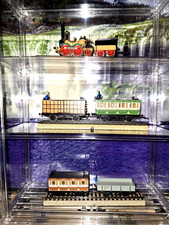 Piko H0 Saxonia-Zug , auch ohne Vitrine möglich - lesen