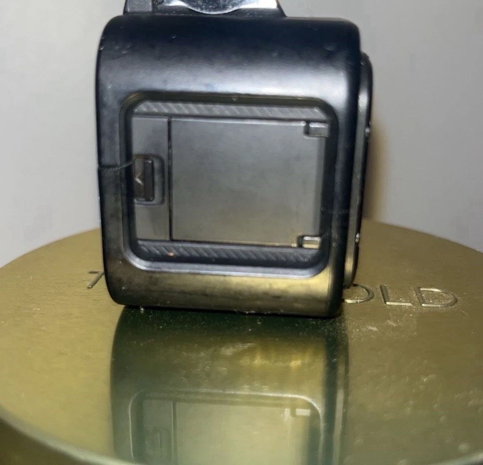 GoPro Hero Session - 30GB Storage SD  - Image 2 of 4