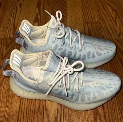 adidas Yeezy Boost 350 V2 Low Top Lace Up Sneakers Blue/White Men's