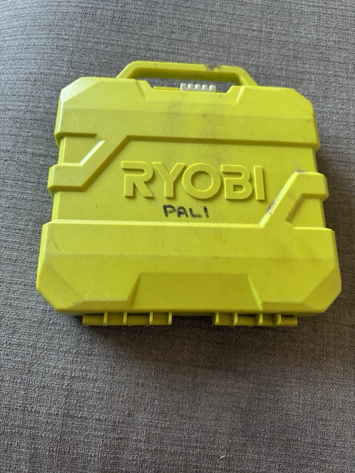 Conjunto de brocas Ryobi em estojo amarelo peças faltando vendidas como usadas - Imagem 2 de 2