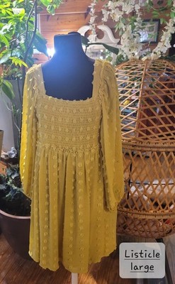 Boho Listicle Top Floral Pom Pom Large