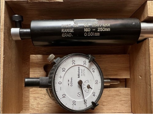 Mitutoyo 160-250mm Cylinder Bore Gauge (EXCELLENT CONDITION) - Picture 2 of 9