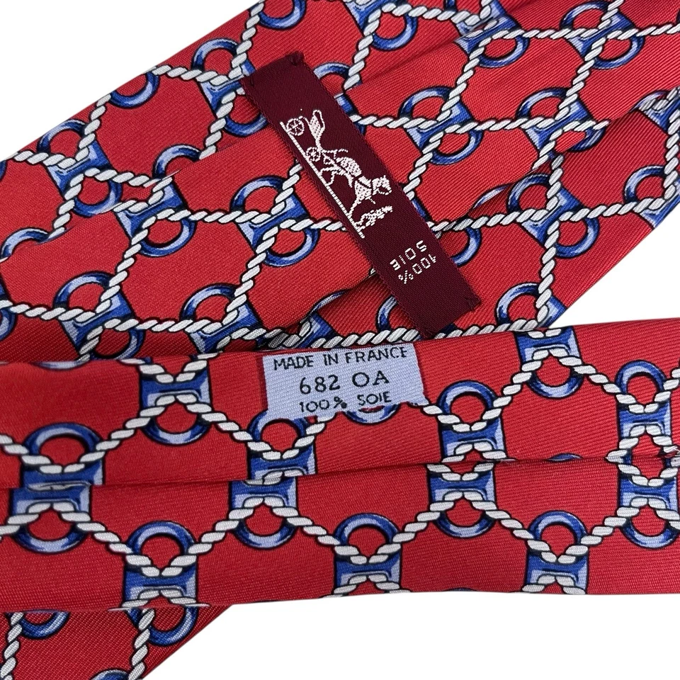 Corbata para hombre Hermes Chaine D'ancre rojo/azul satinado seda 682 OA 3,75" (W) 56" (L) guc Foto 3 de 4
