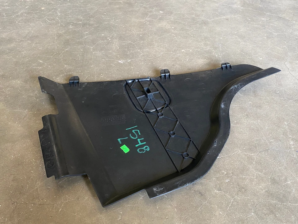 17 18 19 Mercedes GLE 43 AMG tampa frontal esquerda capô painel 1548 fabricante de equipamento original - Imagem 4 de 4