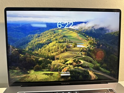 Apple MacBook Pro 16'' (512GB, Intel Core i7, 2.6 GHz, 16 GB