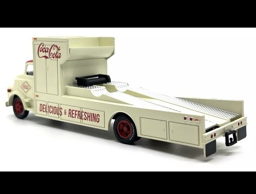 M2 MACHINES AUTO HAULERS 1957 DODGE COE RAMP TRUCK COCA-COLA LOOSE - Picture 2 of 3