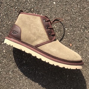 olive green uggs men