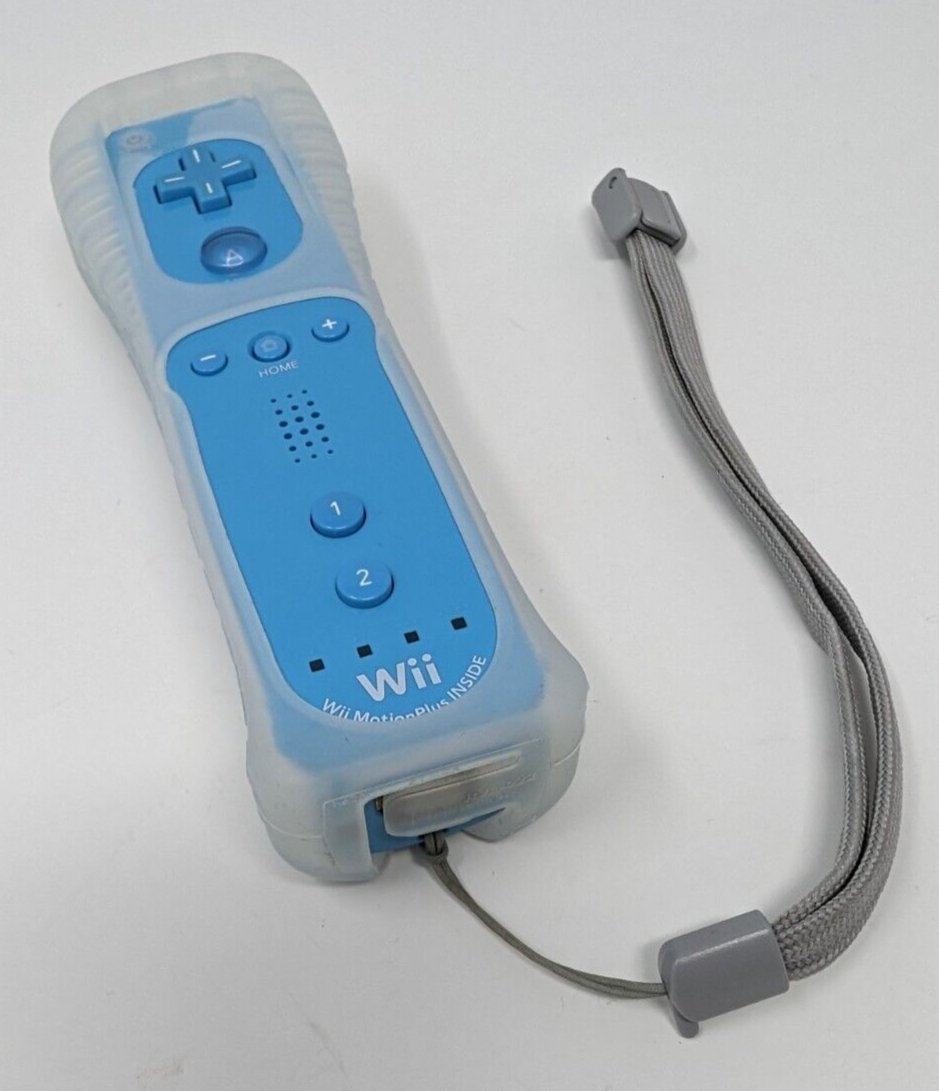 Nintendo Wii Remote Wiimote Blue w/ Wii Motion Plus model