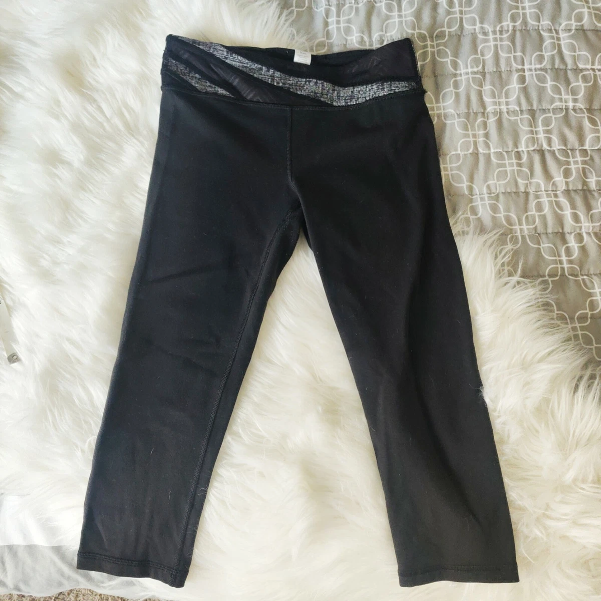 Girls Ivivva by Lululemon Black Crop Leggings w/Grey/White Band Size 12