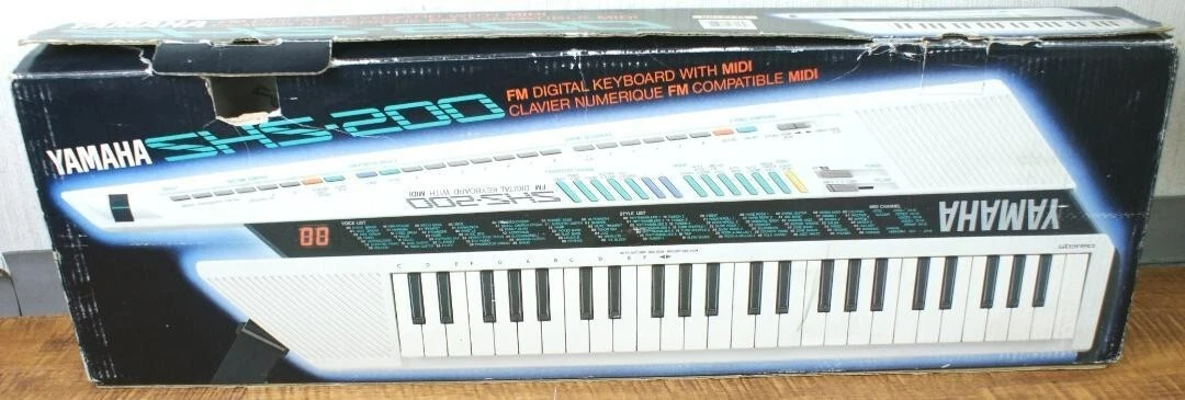 YAMAHA SHS-200 DIGITAL KEYBOARD keytar synthesizer