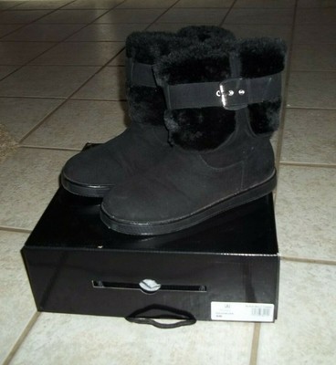 black guess boots
