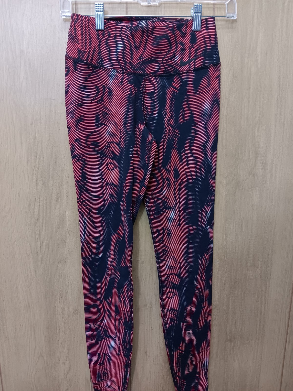 Nike Legging Pants Extra Medium Adult  Red Swoosh Logo Gym Womens XS