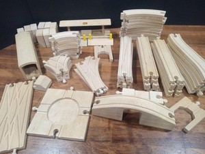 Brio Train Stop Bridge Tunnel Turntable Overpass And 50 Pieces Of Track