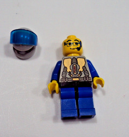 LEGO Space - Mars (7301/7309) -Rover.  Bricks, Minifig, Manual, no box. Free S/H