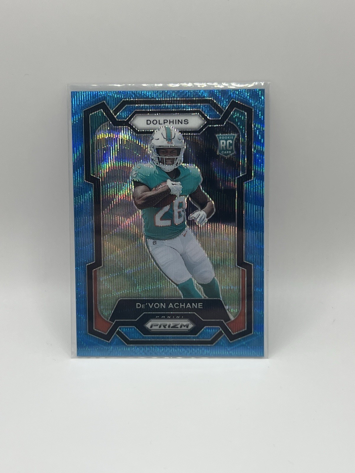 2023 Panini Prizm - Rookies De'Von Achane #365 Blue Wave Prizm /199 (RC)