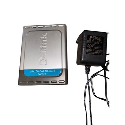 D-Link 5-Port 10/100 Fast Ethernet Desktop Switch w/ AC Adapter