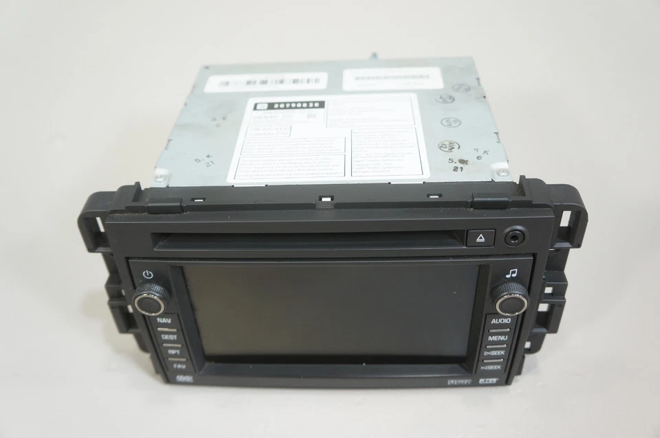 Chevrolet Chevy Tahoe 2008-2009 pantalla de audio estéreo radio CD DVD unidad principal Foto 4 de 4