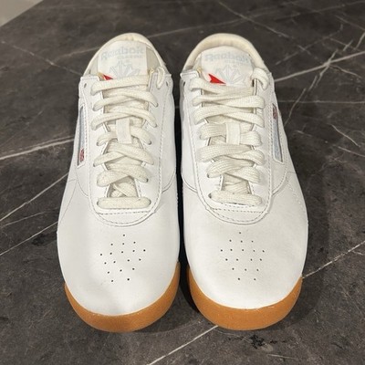 Reebok Classic White Gum Men's Athletic Sneaker Lace Up Leather Low Top