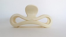 Long rounded vanilla blonde creme hair claw clip