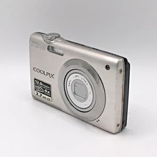 Nikon Coolpix S3000 12MP Digital Camera - English Language-95%new