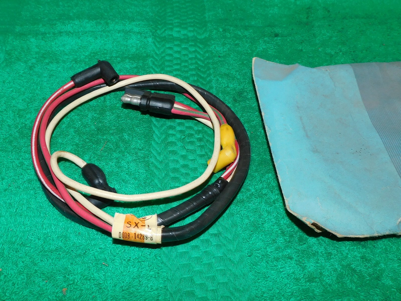 1969 1970 Mustang Cougar 70 Torino NOS 302 351W 2V DASH ENGINE GAUGE