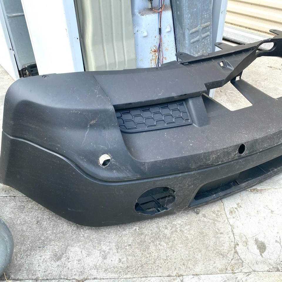 Cubierta de parachoques delantero imprimada para Land Rover Range Rover Sport 2006-09 Foto 3 de 4