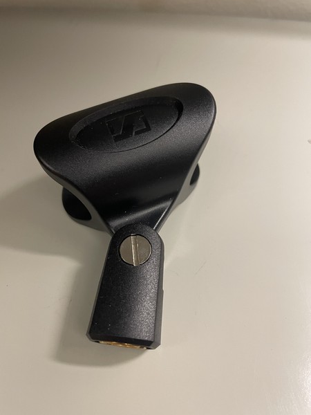 Pinza  Sennheiser Original para micrófono Sennheiser