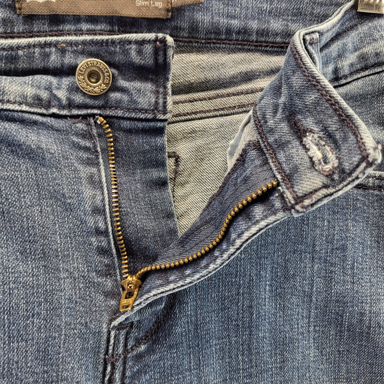 Levi's Demi Curve Jeans Womens 8 /29 Blue Mid Rise Slim Skinny Leg Denim Red Tag thumbnail 10