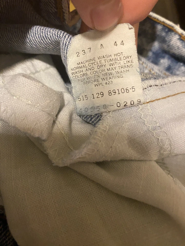 Jeans de mezclilla vintage años 90 Levi’s 550 naranja lengüeta 32x32 30x28 EE. UU. azul lavado ácido Foto 4 de 4