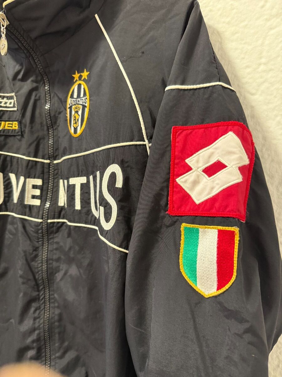 Juventus FC 2002-03 Track Top Jacket Lotto L Vintage Juventus FC 2002-03 Track Top Jacket Lotto L Vintage