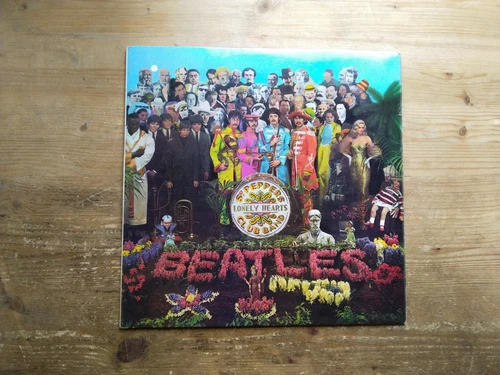 The Beatles Sgt Pepper Very Good Vinyl LP Record PCS7027 1969 Repress (S1)