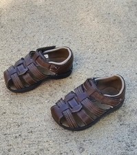 Wonder Nation Kids Boy shoes Size 5