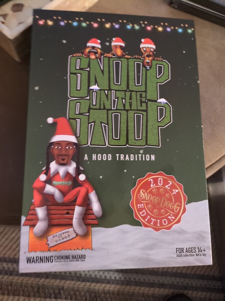 2024 Snoop On The Stoop A Hood Tradition Red Plush Elf Figurine A1