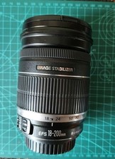 Canon EF-S 18-200mm IS F3.5-5.6 Image Stabilizer Zoom. Excellent Condition.