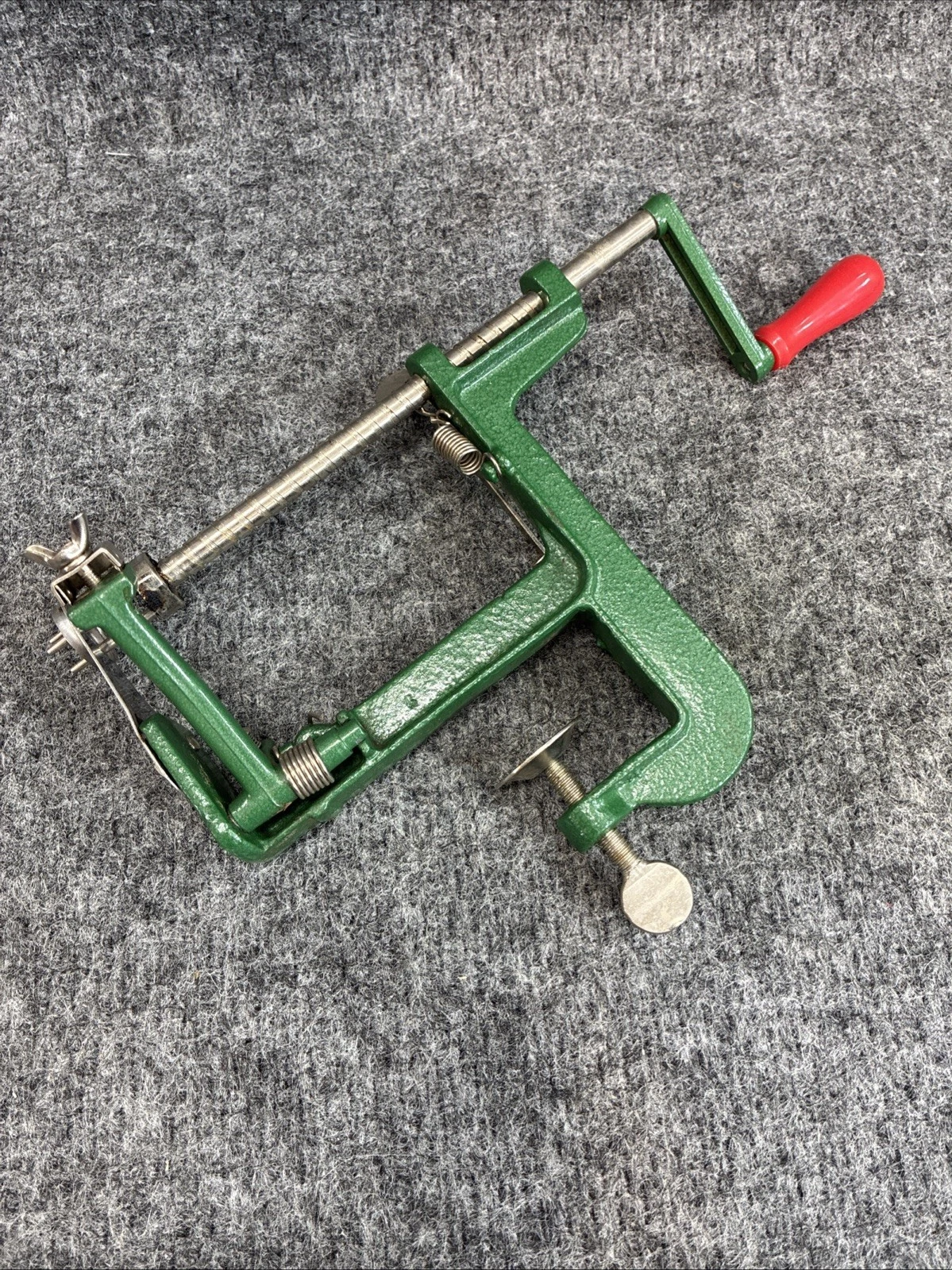White Mountain Apple Parer Corer & Slicer Model #300 Green
