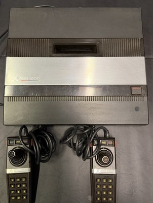 Vintage 80s - ATARI 5200 - 4 Port Black Console + 2 Controllers - Made In Taiwan