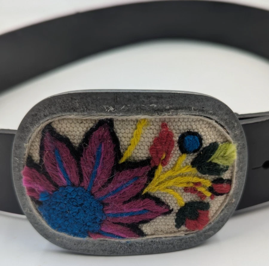 Vintage Pistil Womens Black Genuine Leather Belt Embroidered Floral Buckle Large - Image 2 of 4