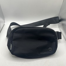 Lululemon Everywhere Belt Bag 1L Black Silver LU9AX2S Unisex One Size