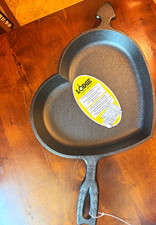 Lodge Cast Iron Heart Skillet 8 In Pre-seasoned Black L8hrtsk