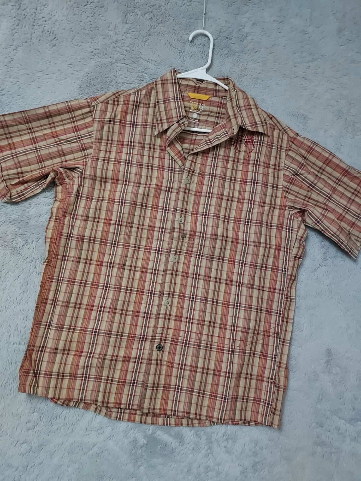 Mountain Hardwear Shirt Mens Medium Zip Chest Pocket Hiking Outdoor Marooon M