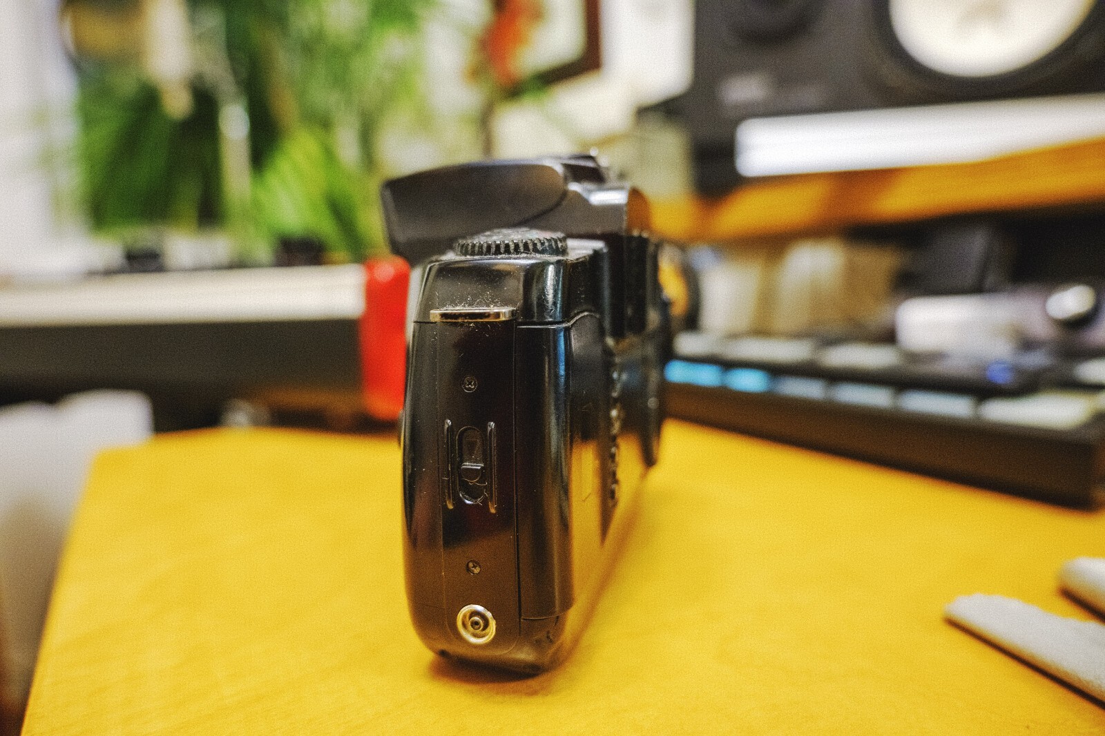 Canon EOS A2 35mm film camera with autofocus eBay