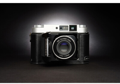 本革 FUJIFILM GF670/ BESSAⅢ667 用カメラケース Leather Half Camera Case For Fujifilm GF670/670W Voigtlander Bessa