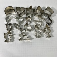 Vtg 17 Metal Tin Cookie Cutters Flower Bunny ...