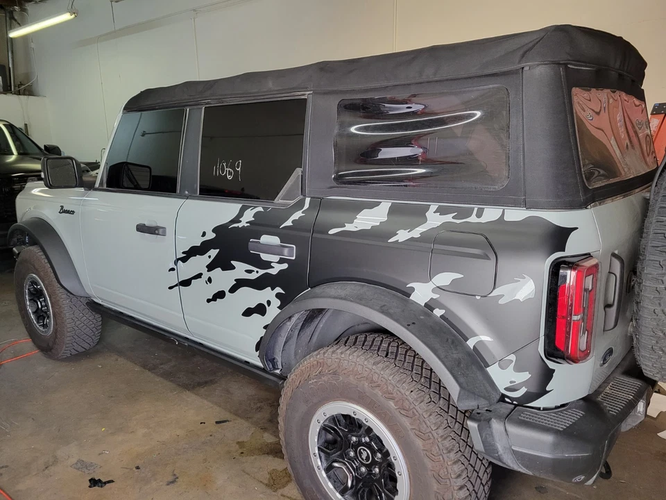 Calcomanía rayas laterales salpicaduras de barro para Ford Bronco 2021 2022 y superior 2 y 4 puertas Foto 3 de 4